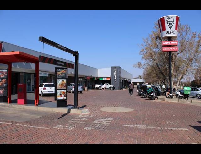 RETAIL PROPERTY TO RENT IN VALHALLA